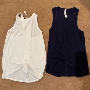 *Bundle* 2 Lululemon Tanks, 6